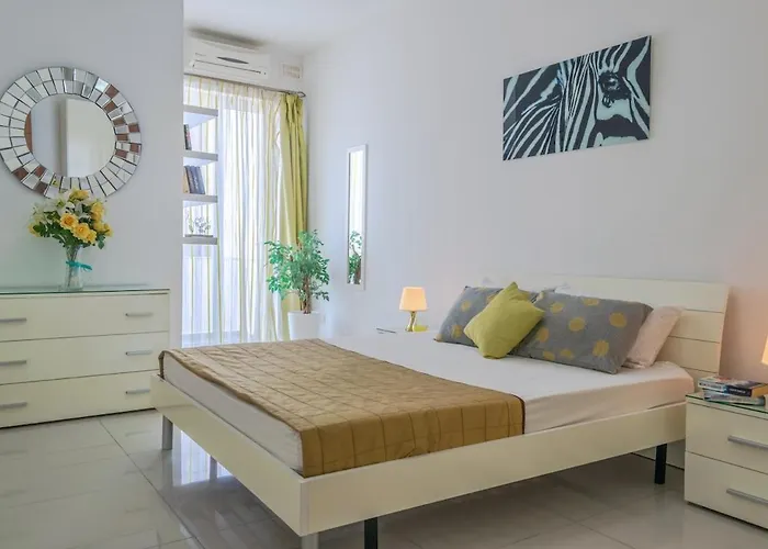 Apartment Spacious Penthouse W Side Sea View St. Paul's Bay